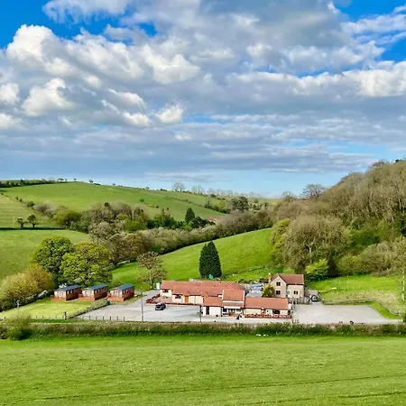 Lillypool Lodges Cheddar Exterior photo